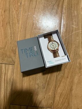 Time and Tru Men's Rose Gold Expansion Band Watch with Ivory Dial
